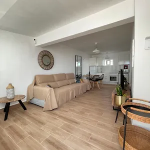 Apartahotel Ara, Puerto del Carmen (Lanzarote)